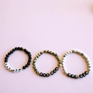 140-Photoroom_17.jpgv1747425228 Bracelet Dog Mom – Pierres naturelles (Plusieurs coloris)